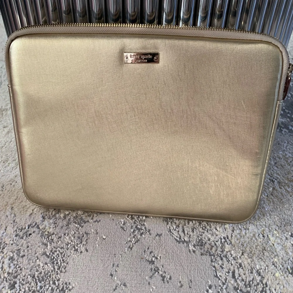 Kate Spade Elegant Gold Tablet Sleeve
